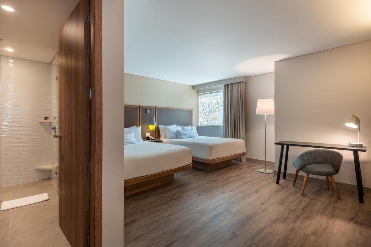 Готель Fairfield By Marriott Medellin Sabaneta Ітагуі Екстер'єр фото