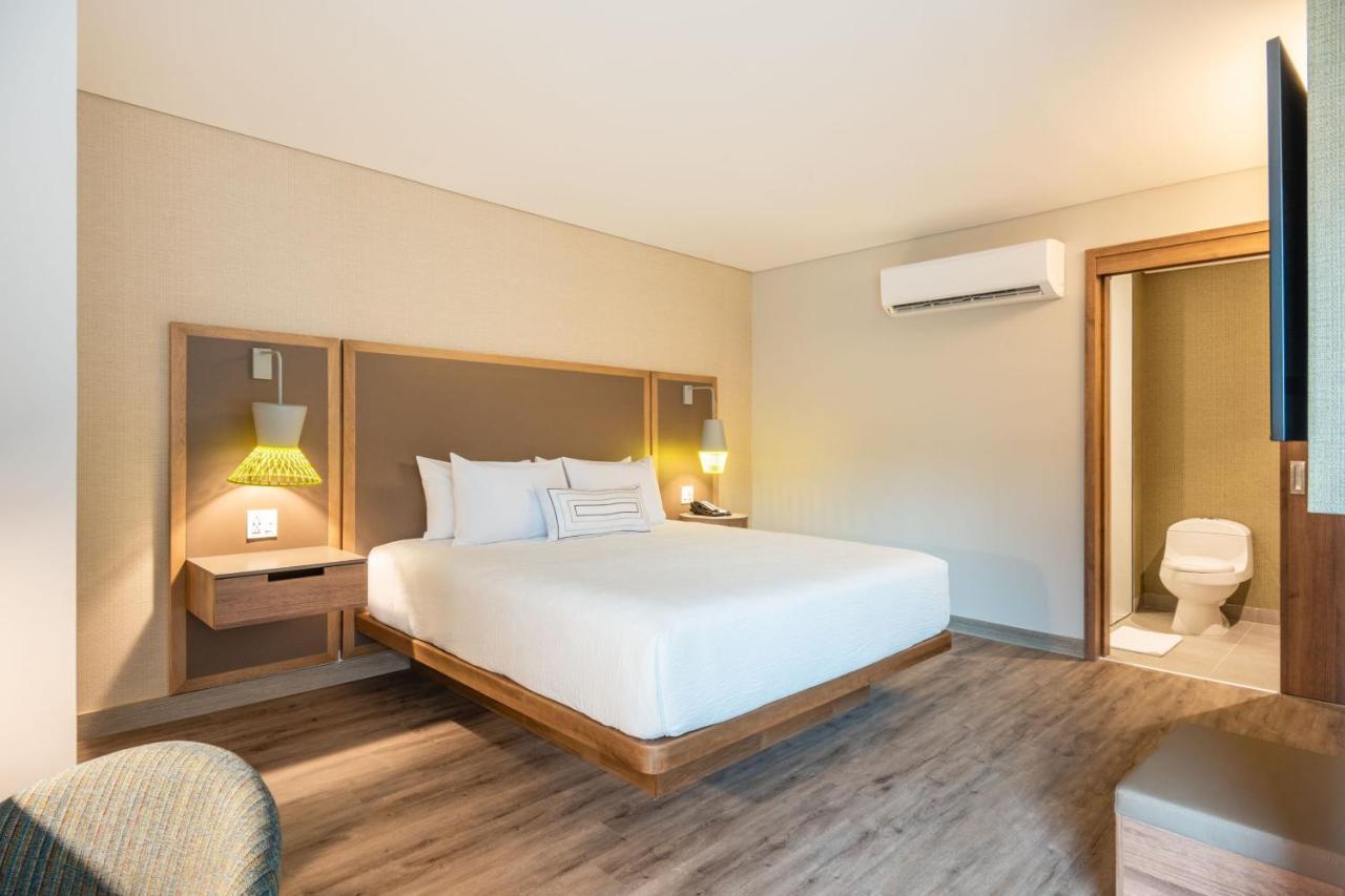 Готель Fairfield By Marriott Medellin Sabaneta Ітагуі Екстер'єр фото